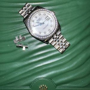 Lady Rolex Date - Just Stainless Steel White Gold Bezel w/ Diamonds.